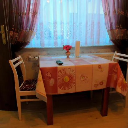 Mieszkanie Wakacyjne Adam בית אירוח חמיילנו